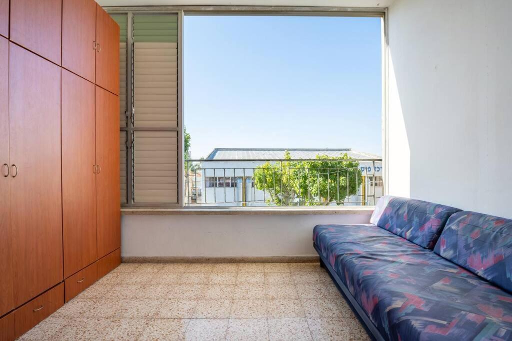 טאוב דירות אירוח, אירוח מכל הלב, דירה גדולה ופרטית, ניתן להגיע בכל שעות היממה! Hospitality From The Heart, A Large And Private Accommodation Apartment, Available 24 Hours! Qiryat Ata Extérieur photo